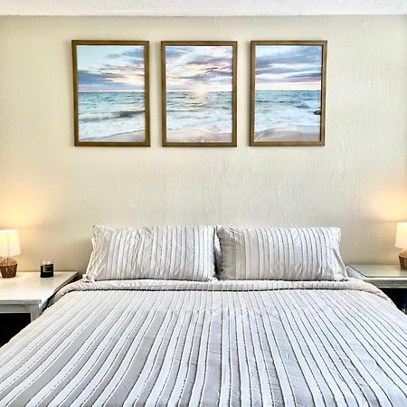 Sunset Studio Daytona Beachfront Bagian luar foto